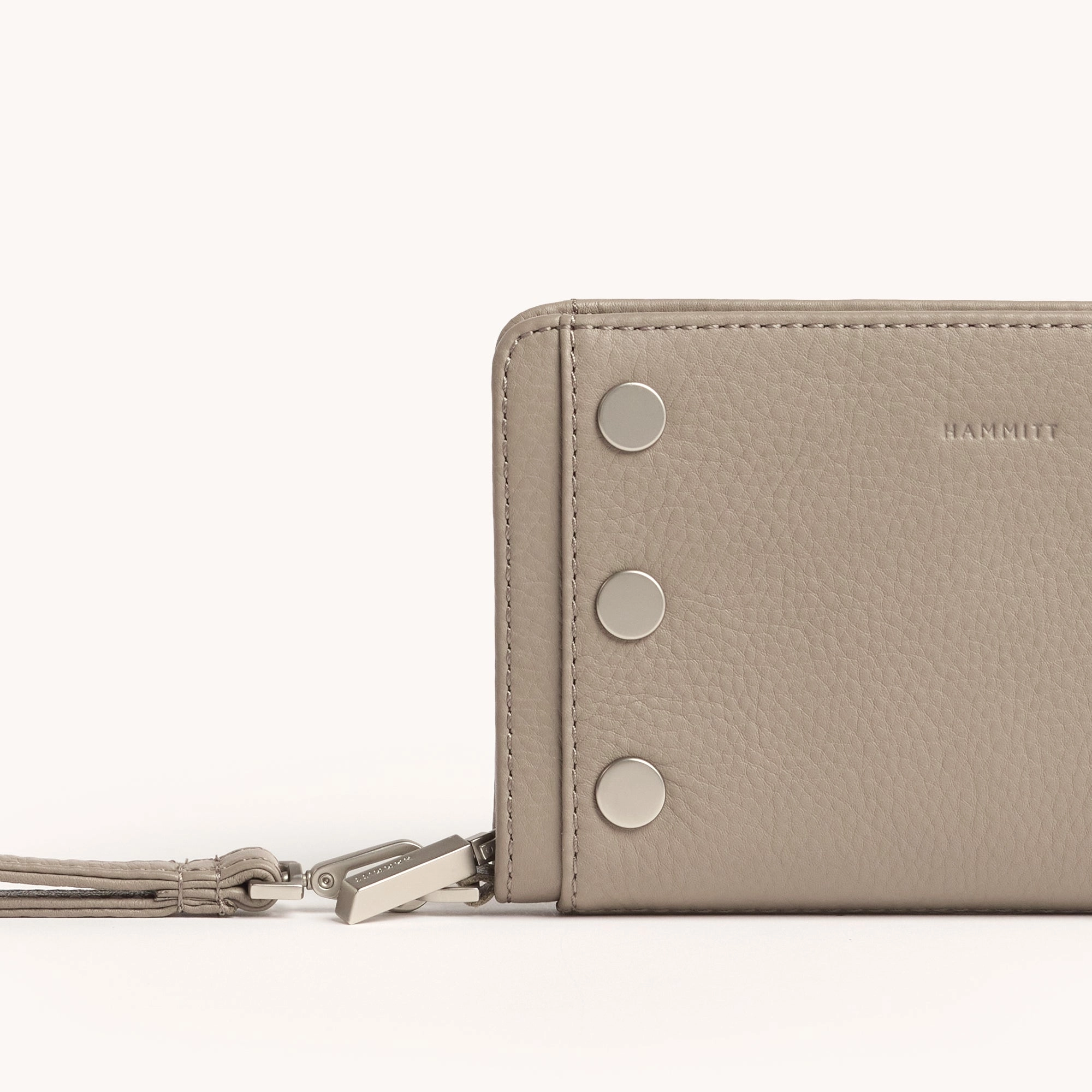 Bryant Wallet | Pewter Pebble/Brushed Silver