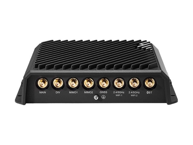 Cradlepoint R1900-5GB - Wireless router - WWAN 4-port switch - 1GbE - Wi-Fi 6 - LTE, Bluetooth - Dual Band - 5G - with 6 years TU-MB06-19005GB-GA