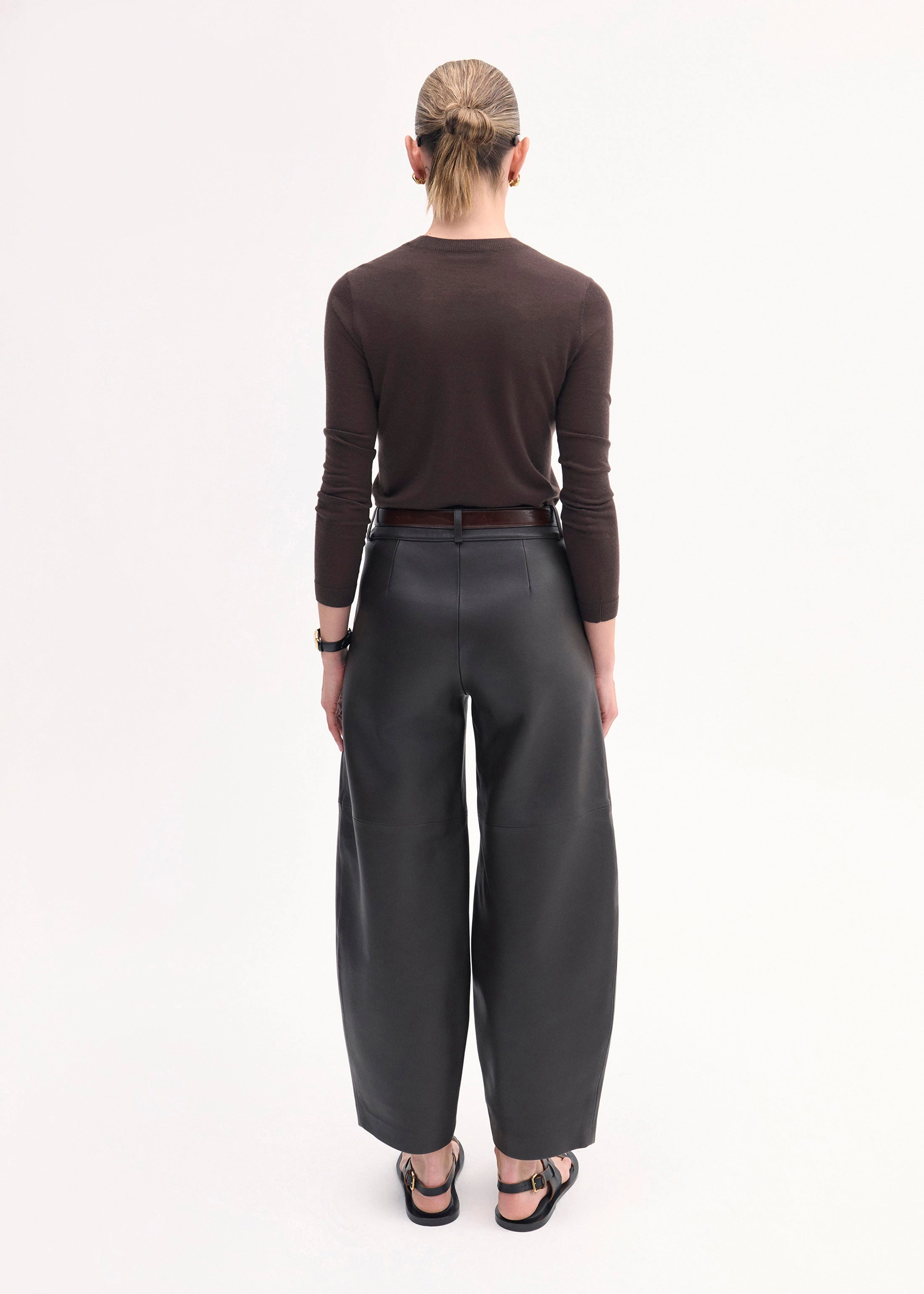 Long Sleeve Crew in Fine Cashmere - Brown