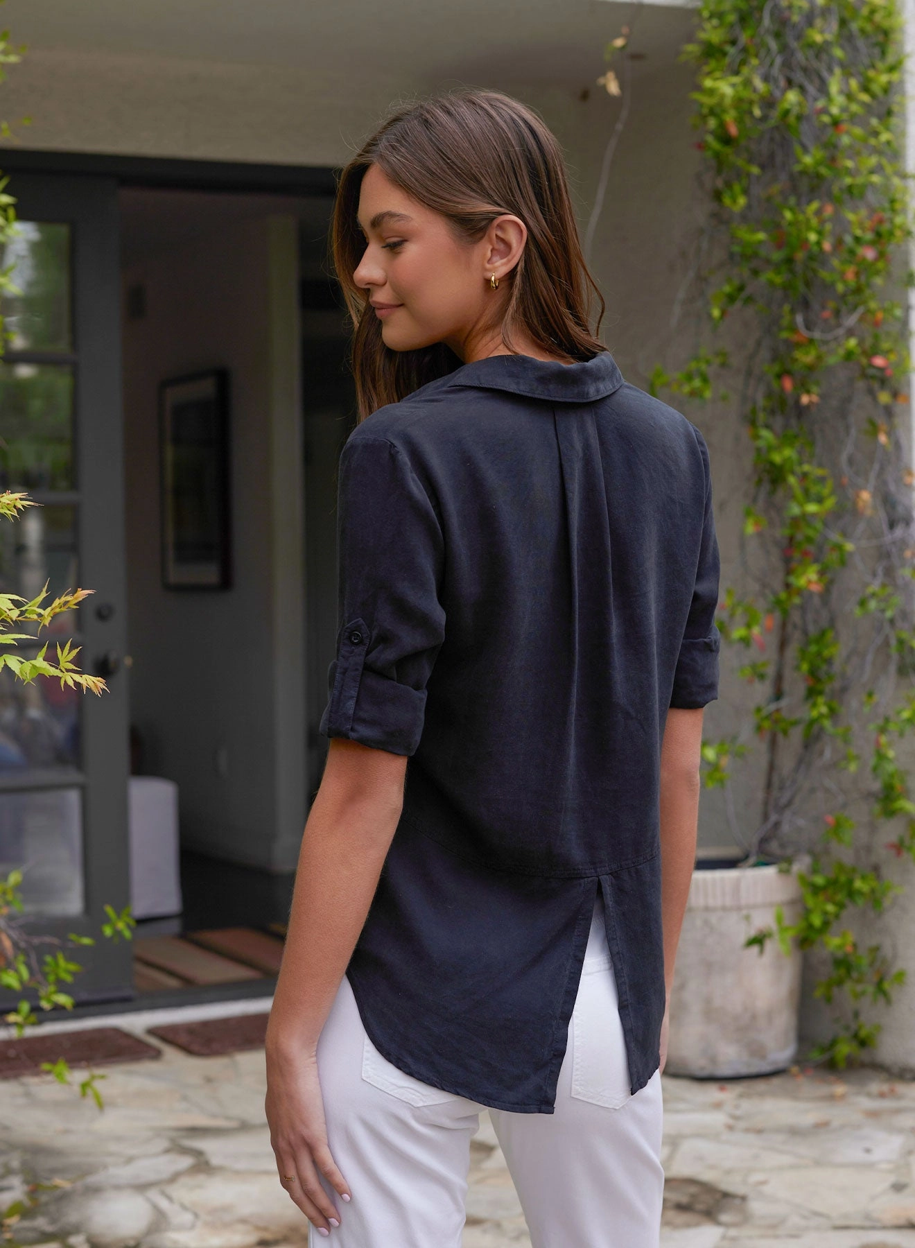 Split Back Button Down - Vintage Black